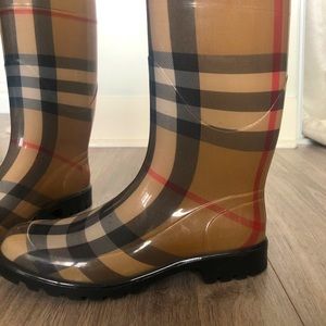 Burberry rain boots